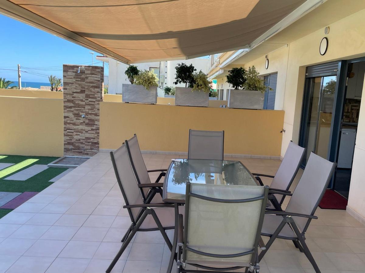 Hébergement de vacances Adosado En 1ª Linea Del Mar Torrevieja