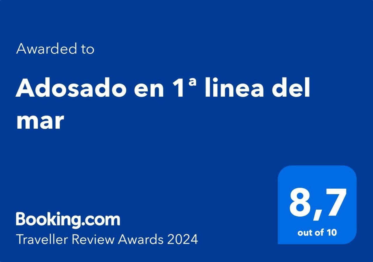 Hébergement de vacances Adosado En 1ª Linea Del Mar *