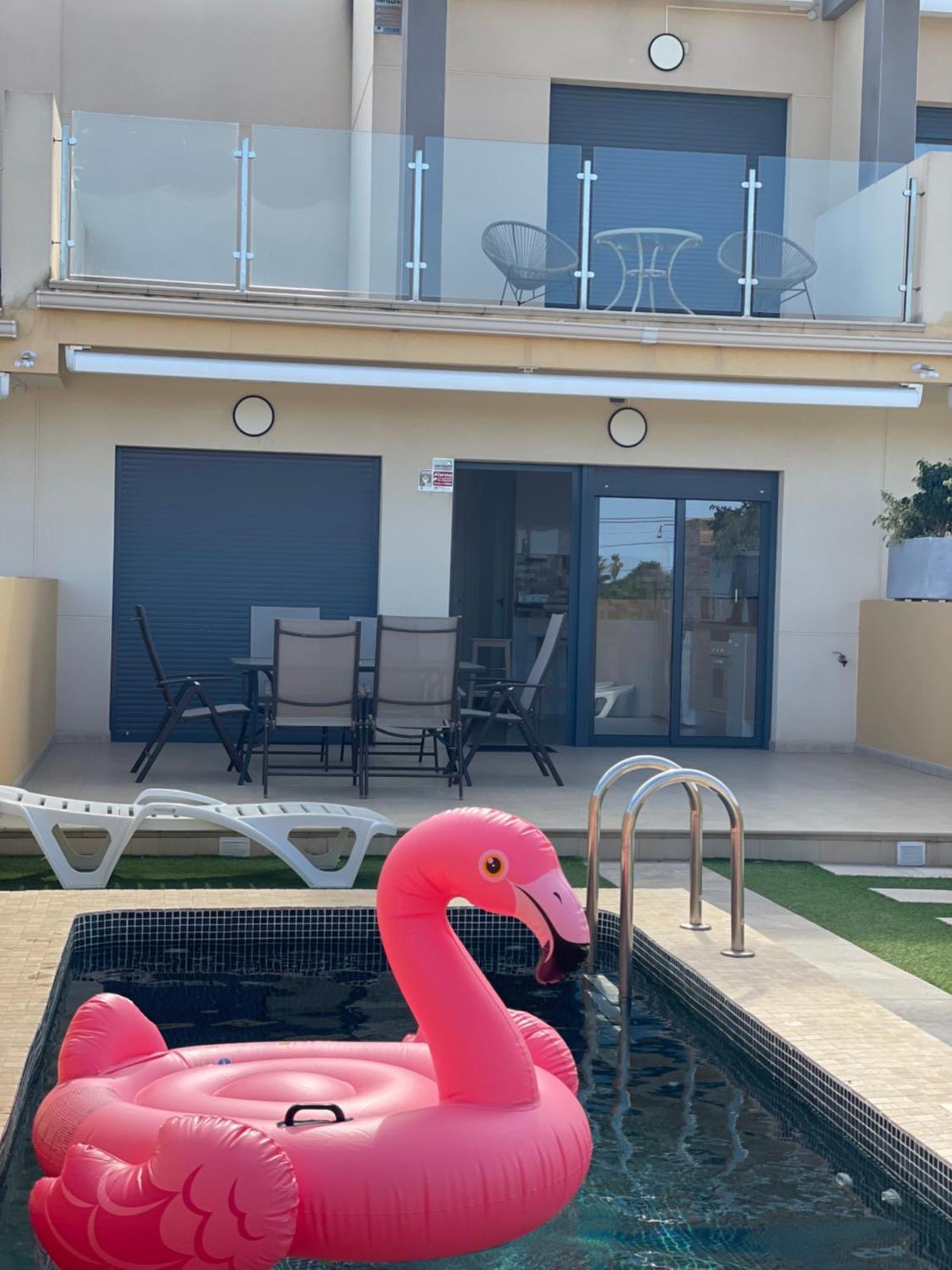 Adosado En 1ª Linea Del Mar Hébergement de vacances *