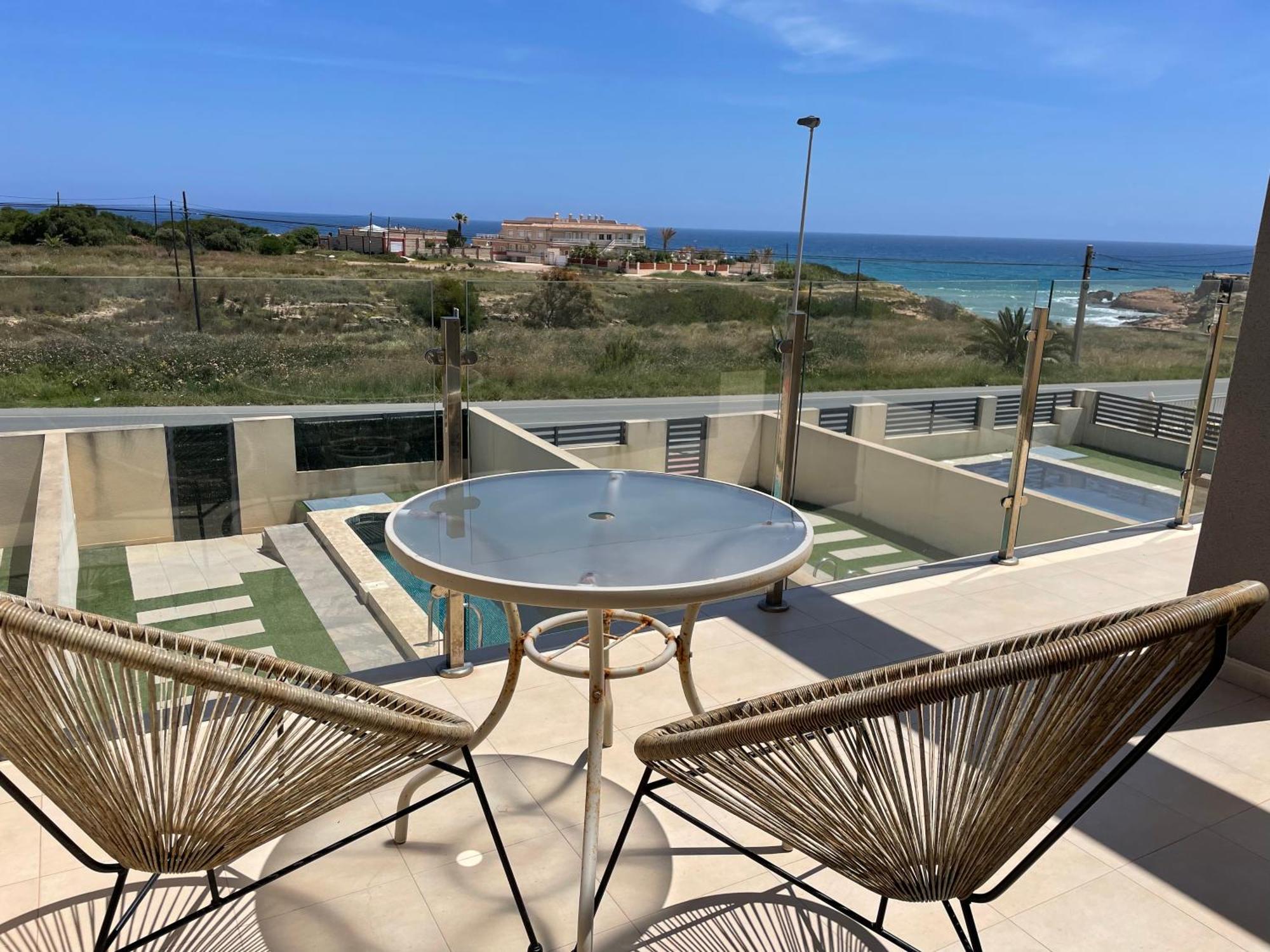Holiday home Adosado En 1ª Linea Del Mar Torrevieja